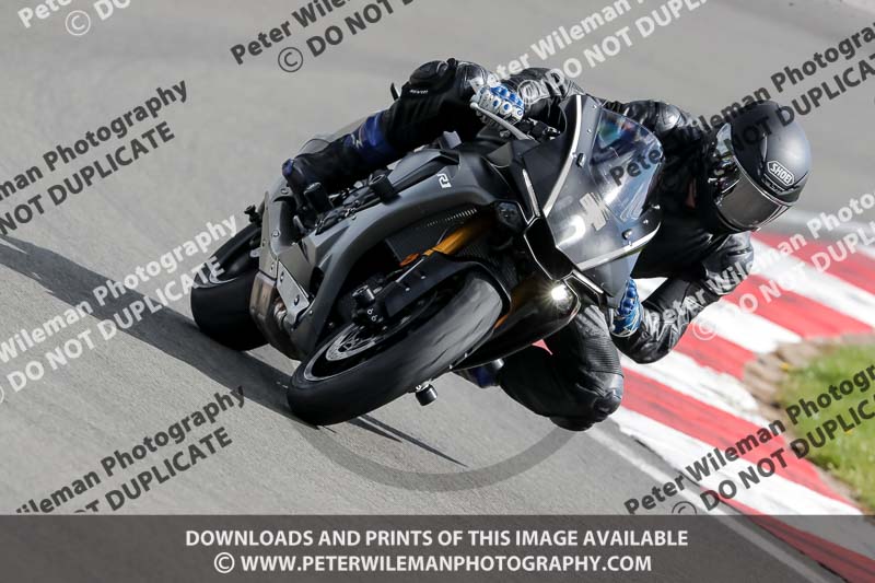 donington no limits trackday;donington park photographs;donington trackday photographs;no limits trackdays;peter wileman photography;trackday digital images;trackday photos