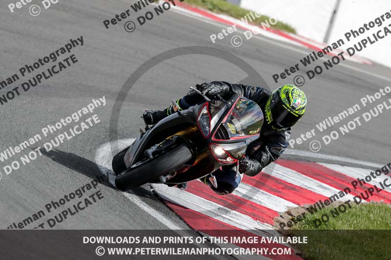 donington no limits trackday;donington park photographs;donington trackday photographs;no limits trackdays;peter wileman photography;trackday digital images;trackday photos