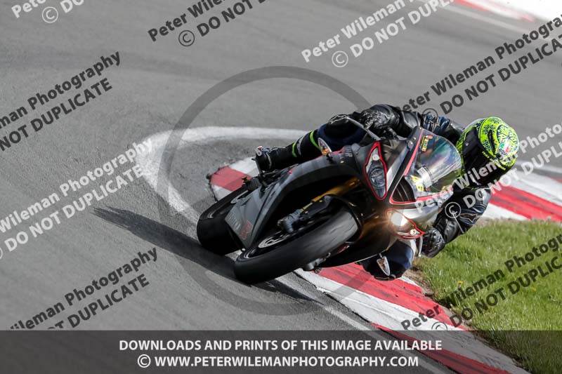 donington no limits trackday;donington park photographs;donington trackday photographs;no limits trackdays;peter wileman photography;trackday digital images;trackday photos