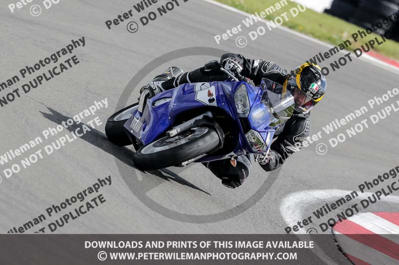 donington no limits trackday;donington park photographs;donington trackday photographs;no limits trackdays;peter wileman photography;trackday digital images;trackday photos