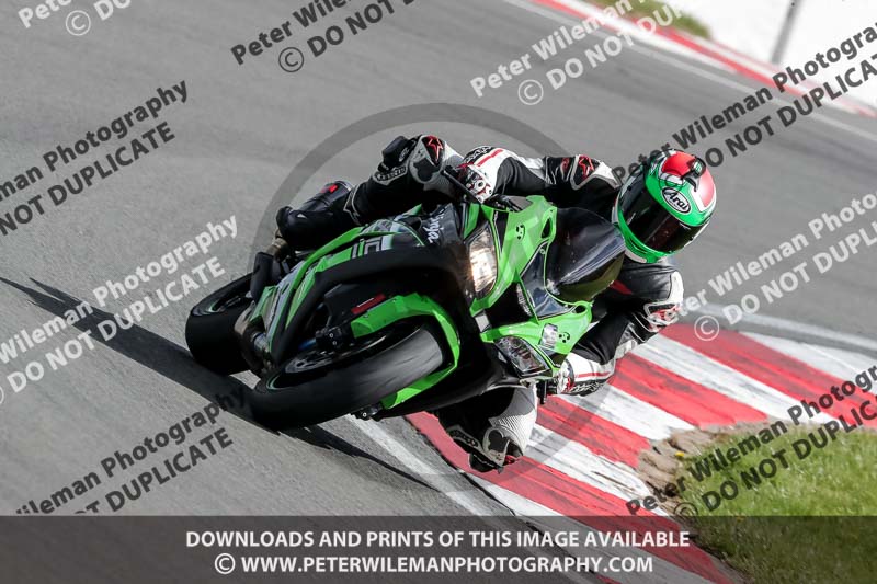 donington no limits trackday;donington park photographs;donington trackday photographs;no limits trackdays;peter wileman photography;trackday digital images;trackday photos