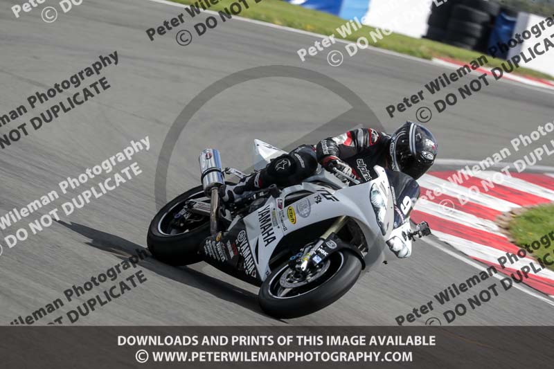 donington no limits trackday;donington park photographs;donington trackday photographs;no limits trackdays;peter wileman photography;trackday digital images;trackday photos