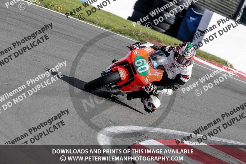 donington no limits trackday;donington park photographs;donington trackday photographs;no limits trackdays;peter wileman photography;trackday digital images;trackday photos