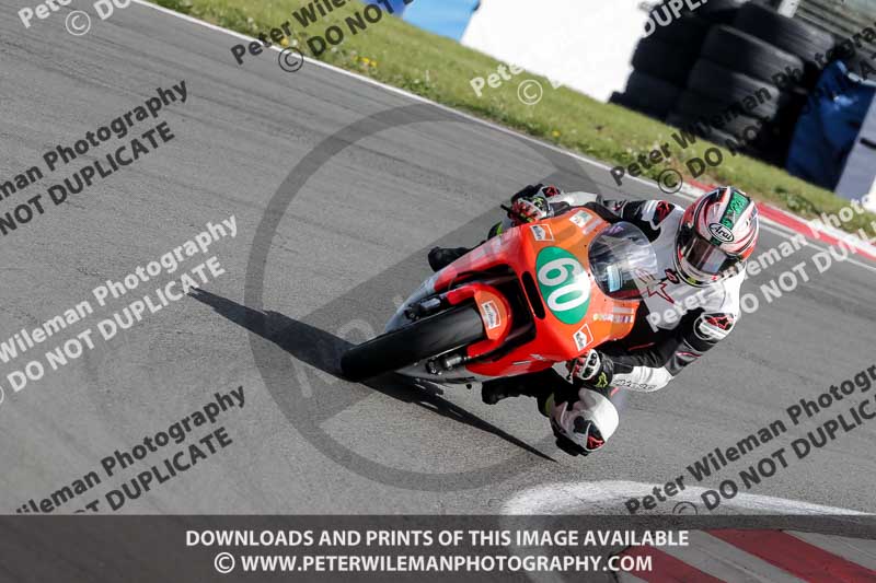 donington no limits trackday;donington park photographs;donington trackday photographs;no limits trackdays;peter wileman photography;trackday digital images;trackday photos