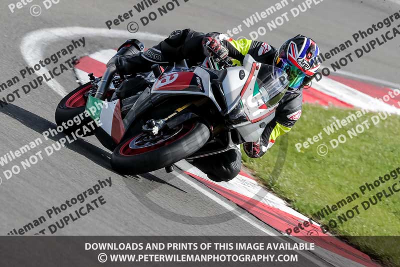 donington no limits trackday;donington park photographs;donington trackday photographs;no limits trackdays;peter wileman photography;trackday digital images;trackday photos