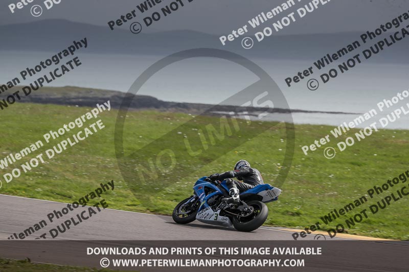 anglesey no limits trackday;anglesey photographs;anglesey trackday photographs;enduro digital images;event digital images;eventdigitalimages;no limits trackdays;peter wileman photography;racing digital images;trac mon;trackday digital images;trackday photos;ty croes