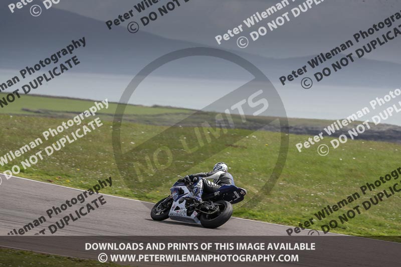 anglesey no limits trackday;anglesey photographs;anglesey trackday photographs;enduro digital images;event digital images;eventdigitalimages;no limits trackdays;peter wileman photography;racing digital images;trac mon;trackday digital images;trackday photos;ty croes