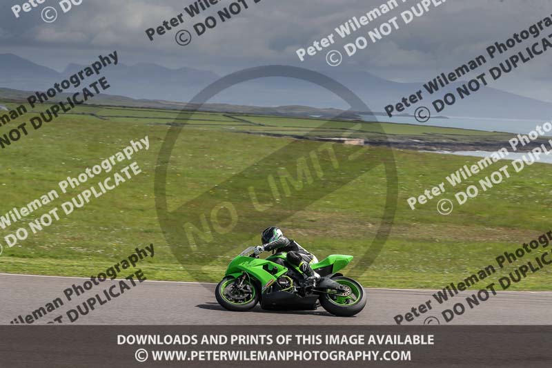 anglesey no limits trackday;anglesey photographs;anglesey trackday photographs;enduro digital images;event digital images;eventdigitalimages;no limits trackdays;peter wileman photography;racing digital images;trac mon;trackday digital images;trackday photos;ty croes