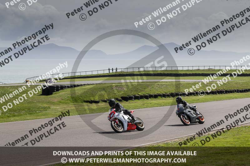 anglesey no limits trackday;anglesey photographs;anglesey trackday photographs;enduro digital images;event digital images;eventdigitalimages;no limits trackdays;peter wileman photography;racing digital images;trac mon;trackday digital images;trackday photos;ty croes