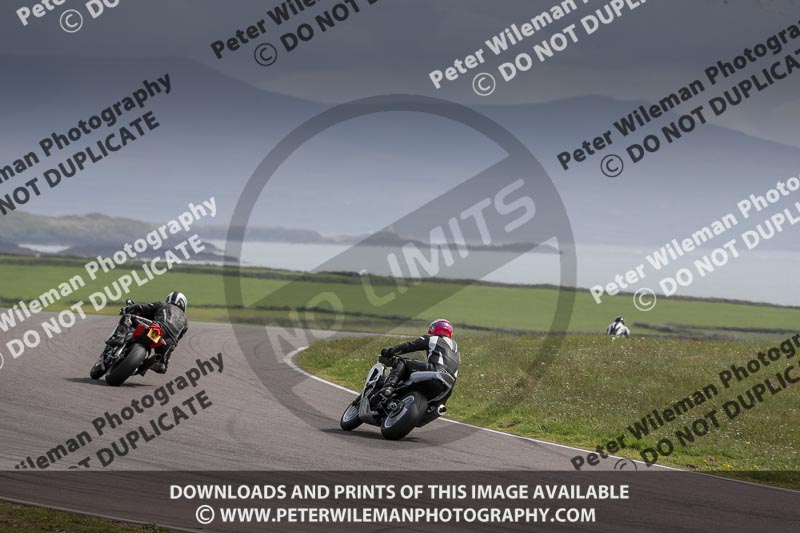 anglesey no limits trackday;anglesey photographs;anglesey trackday photographs;enduro digital images;event digital images;eventdigitalimages;no limits trackdays;peter wileman photography;racing digital images;trac mon;trackday digital images;trackday photos;ty croes