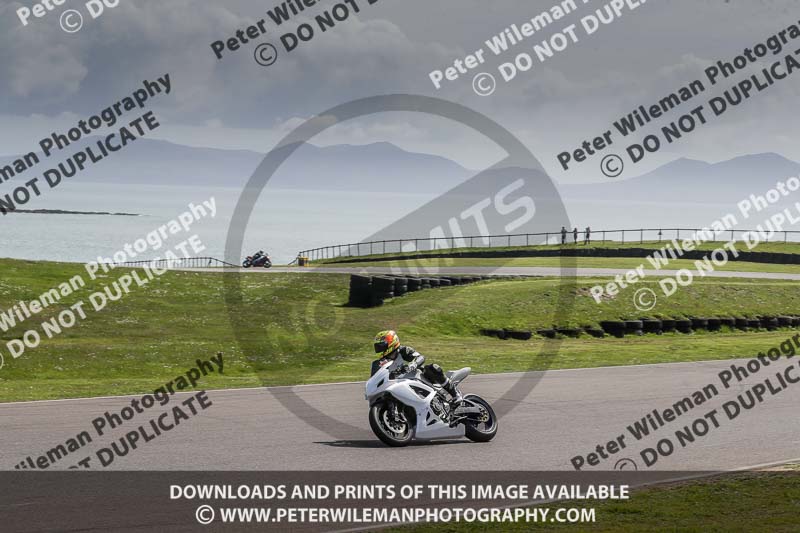 anglesey no limits trackday;anglesey photographs;anglesey trackday photographs;enduro digital images;event digital images;eventdigitalimages;no limits trackdays;peter wileman photography;racing digital images;trac mon;trackday digital images;trackday photos;ty croes