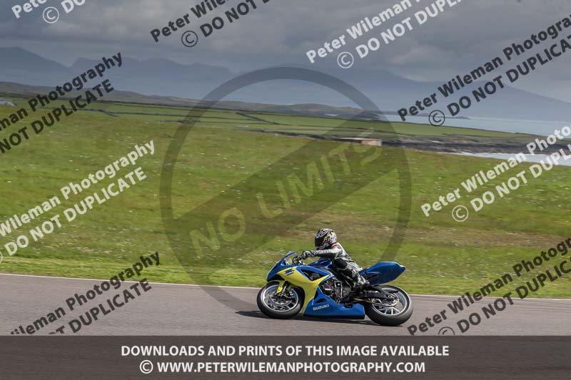 anglesey no limits trackday;anglesey photographs;anglesey trackday photographs;enduro digital images;event digital images;eventdigitalimages;no limits trackdays;peter wileman photography;racing digital images;trac mon;trackday digital images;trackday photos;ty croes
