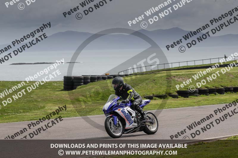 anglesey no limits trackday;anglesey photographs;anglesey trackday photographs;enduro digital images;event digital images;eventdigitalimages;no limits trackdays;peter wileman photography;racing digital images;trac mon;trackday digital images;trackday photos;ty croes