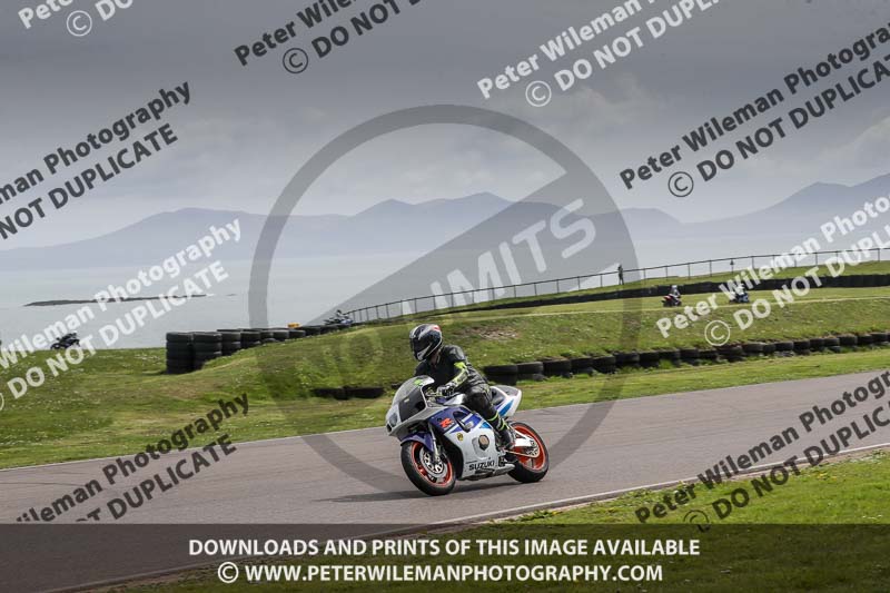 anglesey no limits trackday;anglesey photographs;anglesey trackday photographs;enduro digital images;event digital images;eventdigitalimages;no limits trackdays;peter wileman photography;racing digital images;trac mon;trackday digital images;trackday photos;ty croes