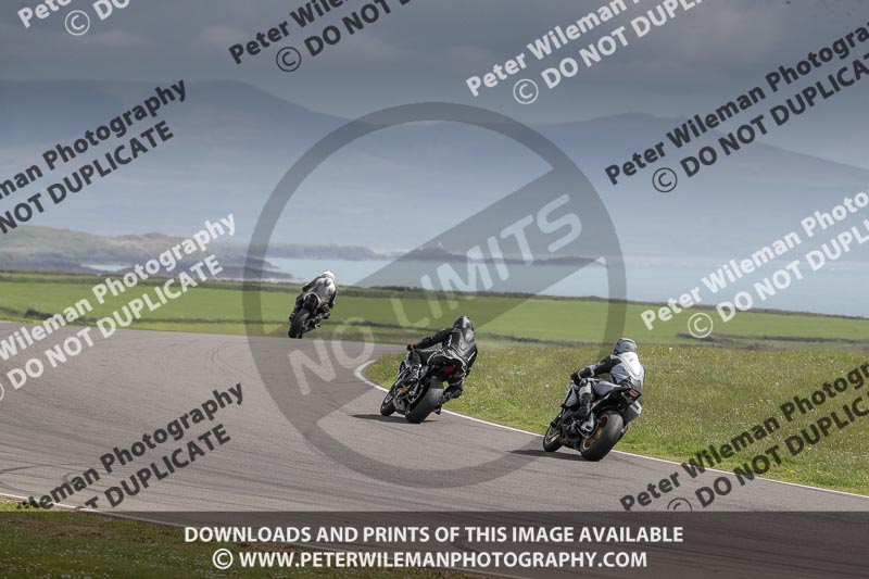 anglesey no limits trackday;anglesey photographs;anglesey trackday photographs;enduro digital images;event digital images;eventdigitalimages;no limits trackdays;peter wileman photography;racing digital images;trac mon;trackday digital images;trackday photos;ty croes