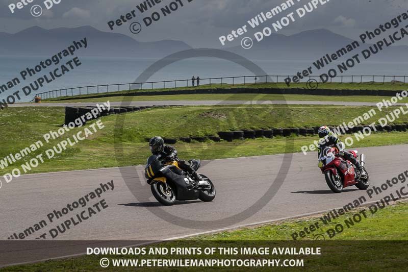 anglesey no limits trackday;anglesey photographs;anglesey trackday photographs;enduro digital images;event digital images;eventdigitalimages;no limits trackdays;peter wileman photography;racing digital images;trac mon;trackday digital images;trackday photos;ty croes