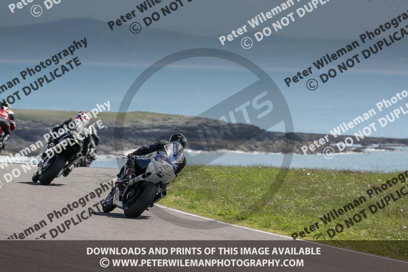 anglesey no limits trackday;anglesey photographs;anglesey trackday photographs;enduro digital images;event digital images;eventdigitalimages;no limits trackdays;peter wileman photography;racing digital images;trac mon;trackday digital images;trackday photos;ty croes