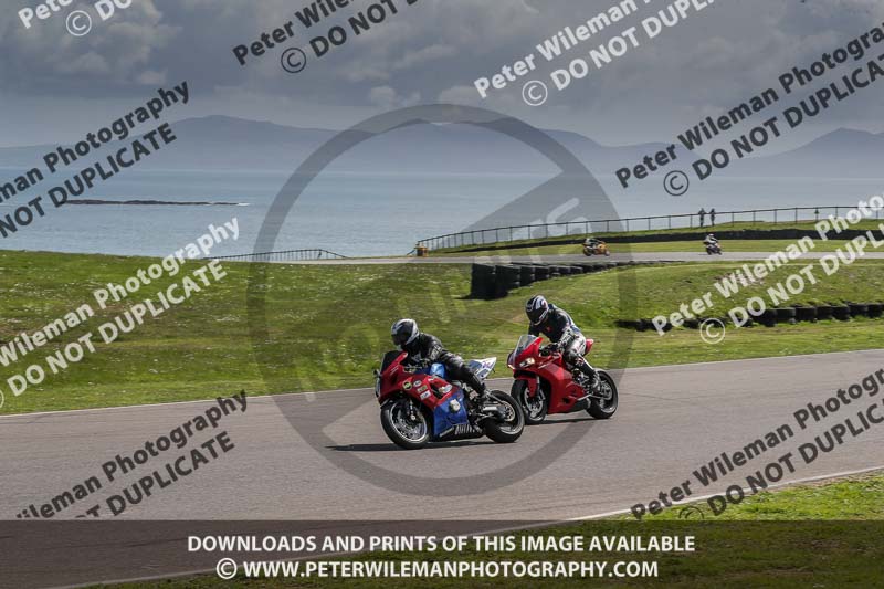 anglesey no limits trackday;anglesey photographs;anglesey trackday photographs;enduro digital images;event digital images;eventdigitalimages;no limits trackdays;peter wileman photography;racing digital images;trac mon;trackday digital images;trackday photos;ty croes