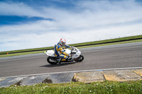 anglesey-no-limits-trackday;anglesey-photographs;anglesey-trackday-photographs;enduro-digital-images;event-digital-images;eventdigitalimages;no-limits-trackdays;peter-wileman-photography;racing-digital-images;trac-mon;trackday-digital-images;trackday-photos;ty-croes