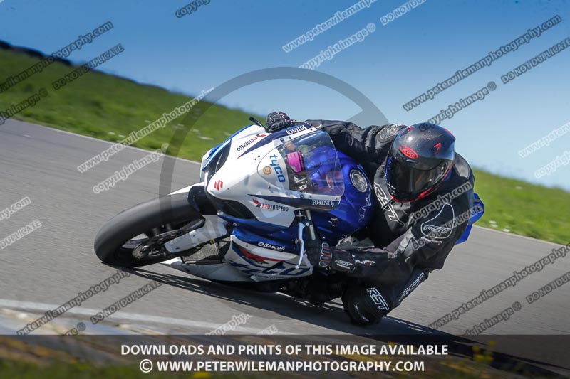 anglesey no limits trackday;anglesey photographs;anglesey trackday photographs;enduro digital images;event digital images;eventdigitalimages;no limits trackdays;peter wileman photography;racing digital images;trac mon;trackday digital images;trackday photos;ty croes