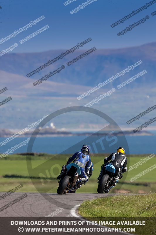 anglesey no limits trackday;anglesey photographs;anglesey trackday photographs;enduro digital images;event digital images;eventdigitalimages;no limits trackdays;peter wileman photography;racing digital images;trac mon;trackday digital images;trackday photos;ty croes