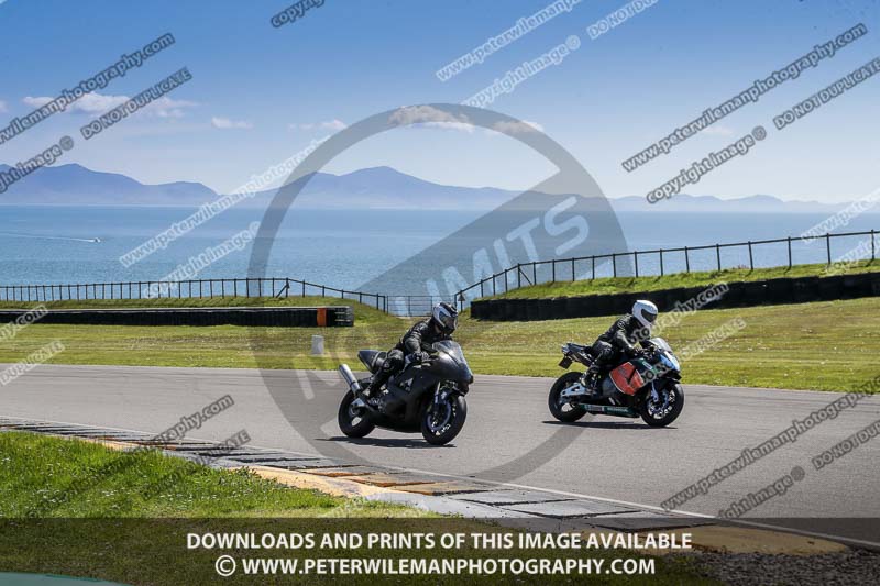 anglesey no limits trackday;anglesey photographs;anglesey trackday photographs;enduro digital images;event digital images;eventdigitalimages;no limits trackdays;peter wileman photography;racing digital images;trac mon;trackday digital images;trackday photos;ty croes