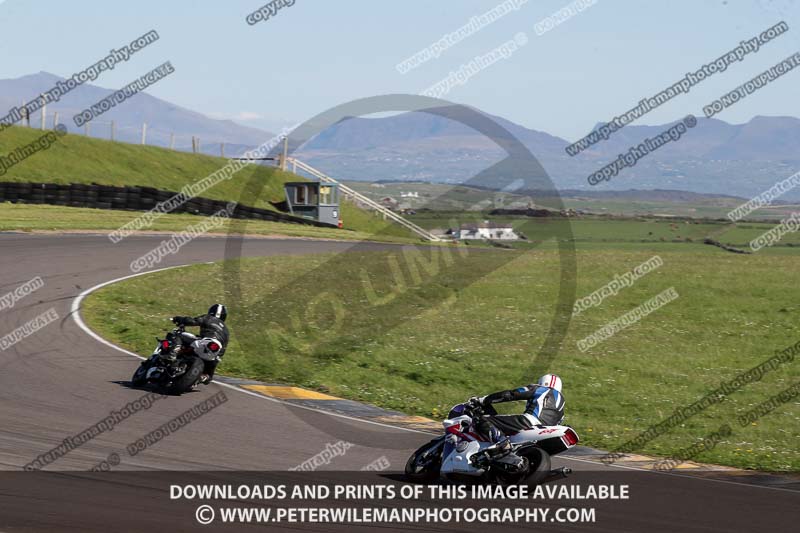 anglesey no limits trackday;anglesey photographs;anglesey trackday photographs;enduro digital images;event digital images;eventdigitalimages;no limits trackdays;peter wileman photography;racing digital images;trac mon;trackday digital images;trackday photos;ty croes
