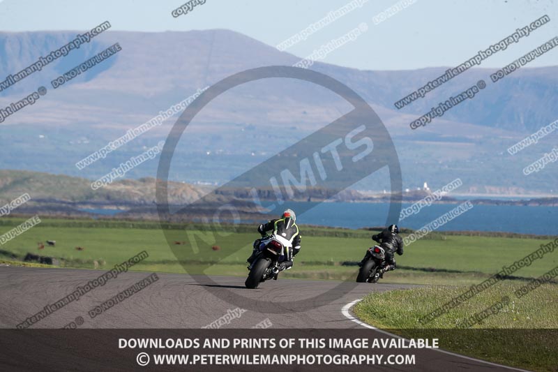 anglesey no limits trackday;anglesey photographs;anglesey trackday photographs;enduro digital images;event digital images;eventdigitalimages;no limits trackdays;peter wileman photography;racing digital images;trac mon;trackday digital images;trackday photos;ty croes
