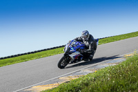 anglesey-no-limits-trackday;anglesey-photographs;anglesey-trackday-photographs;enduro-digital-images;event-digital-images;eventdigitalimages;no-limits-trackdays;peter-wileman-photography;racing-digital-images;trac-mon;trackday-digital-images;trackday-photos;ty-croes