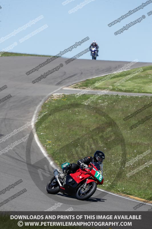 anglesey no limits trackday;anglesey photographs;anglesey trackday photographs;enduro digital images;event digital images;eventdigitalimages;no limits trackdays;peter wileman photography;racing digital images;trac mon;trackday digital images;trackday photos;ty croes