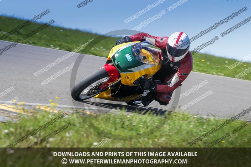 anglesey no limits trackday;anglesey photographs;anglesey trackday photographs;enduro digital images;event digital images;eventdigitalimages;no limits trackdays;peter wileman photography;racing digital images;trac mon;trackday digital images;trackday photos;ty croes