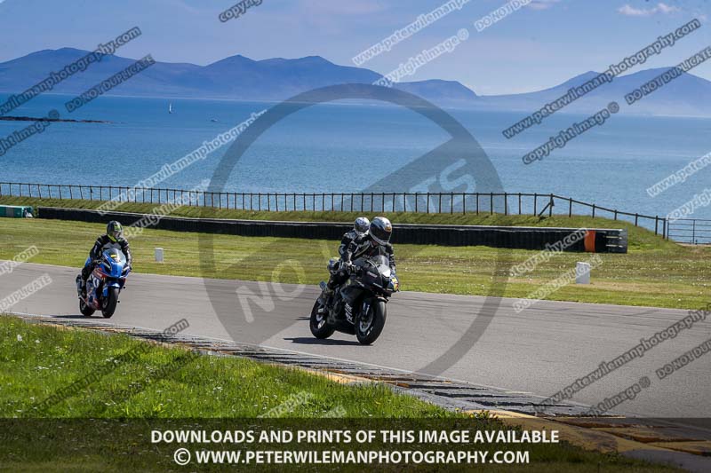 anglesey no limits trackday;anglesey photographs;anglesey trackday photographs;enduro digital images;event digital images;eventdigitalimages;no limits trackdays;peter wileman photography;racing digital images;trac mon;trackday digital images;trackday photos;ty croes