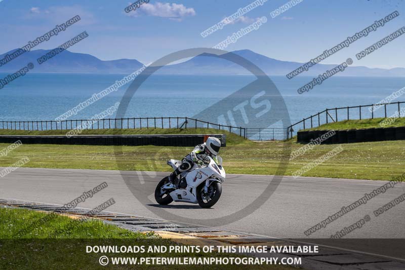 anglesey no limits trackday;anglesey photographs;anglesey trackday photographs;enduro digital images;event digital images;eventdigitalimages;no limits trackdays;peter wileman photography;racing digital images;trac mon;trackday digital images;trackday photos;ty croes