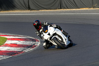 brands-hatch-photographs;brands-no-limits-trackday;cadwell-trackday-photographs;enduro-digital-images;event-digital-images;eventdigitalimages;no-limits-trackdays;peter-wileman-photography;racing-digital-images;trackday-digital-images;trackday-photos