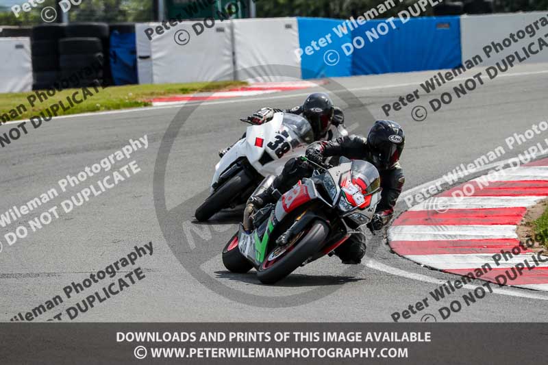 donington no limits trackday;donington park photographs;donington trackday photographs;no limits trackdays;peter wileman photography;trackday digital images;trackday photos