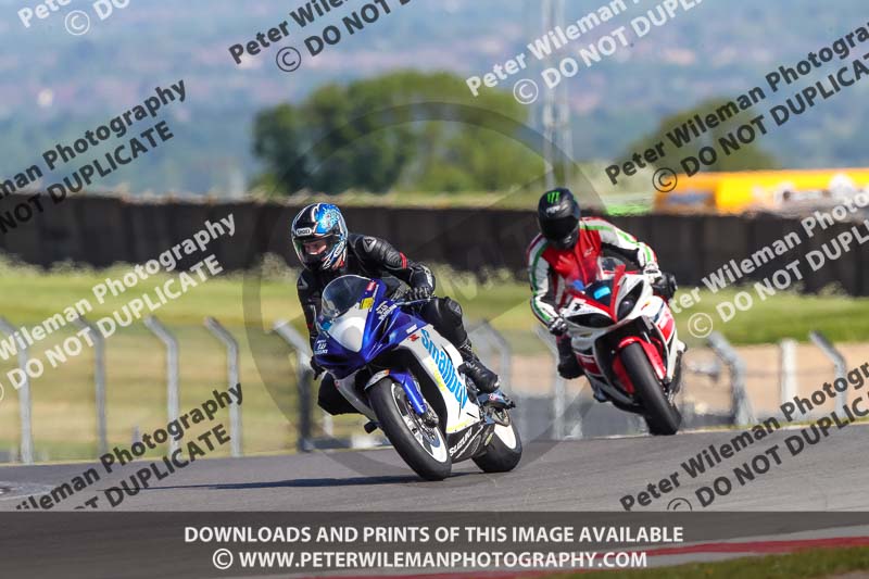 donington no limits trackday;donington park photographs;donington trackday photographs;no limits trackdays;peter wileman photography;trackday digital images;trackday photos