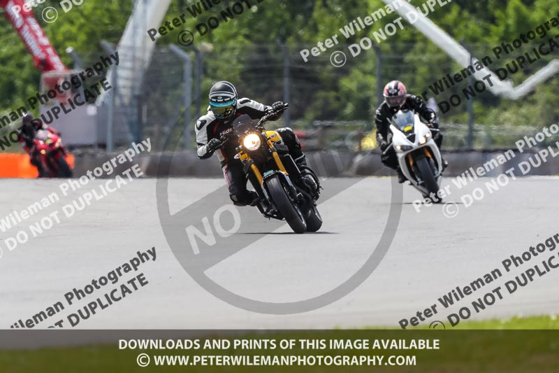 donington no limits trackday;donington park photographs;donington trackday photographs;no limits trackdays;peter wileman photography;trackday digital images;trackday photos