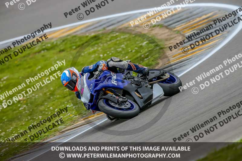 PJM Photography;anglesey no limits trackday;anglesey photographs;anglesey trackday photographs;enduro digital images;event digital images;eventdigitalimages;no limits trackdays;peter wileman photography;racing digital images;trac mon;trackday digital images;trackday photos;ty croes