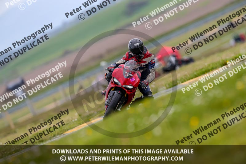 PJM Photography;anglesey no limits trackday;anglesey photographs;anglesey trackday photographs;enduro digital images;event digital images;eventdigitalimages;no limits trackdays;peter wileman photography;racing digital images;trac mon;trackday digital images;trackday photos;ty croes