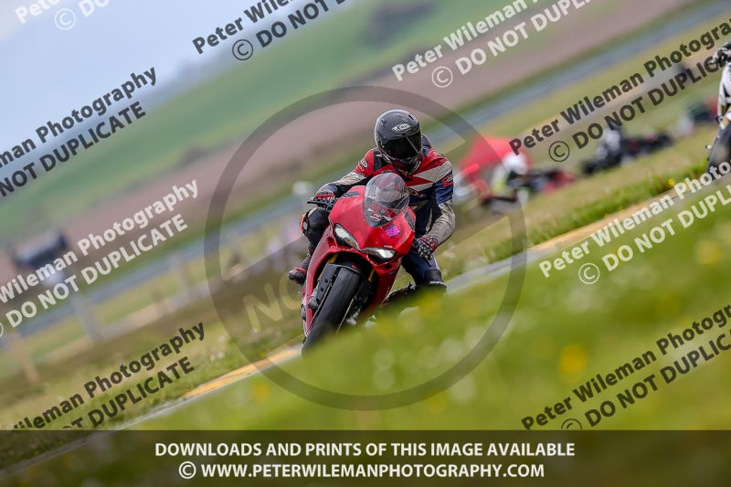PJM Photography;anglesey no limits trackday;anglesey photographs;anglesey trackday photographs;enduro digital images;event digital images;eventdigitalimages;no limits trackdays;peter wileman photography;racing digital images;trac mon;trackday digital images;trackday photos;ty croes