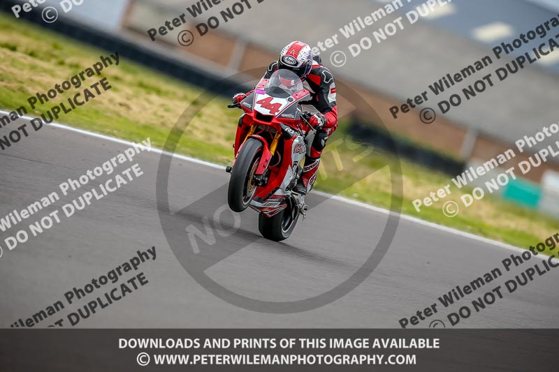 PJM Photography;anglesey no limits trackday;anglesey photographs;anglesey trackday photographs;enduro digital images;event digital images;eventdigitalimages;no limits trackdays;peter wileman photography;racing digital images;trac mon;trackday digital images;trackday photos;ty croes