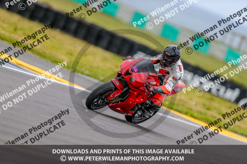 PJM Photography;anglesey no limits trackday;anglesey photographs;anglesey trackday photographs;enduro digital images;event digital images;eventdigitalimages;no limits trackdays;peter wileman photography;racing digital images;trac mon;trackday digital images;trackday photos;ty croes