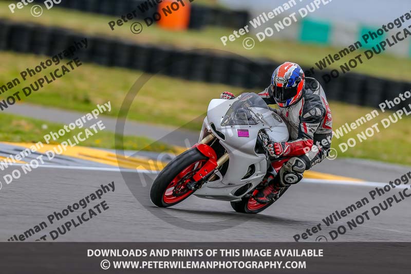PJM Photography;anglesey no limits trackday;anglesey photographs;anglesey trackday photographs;enduro digital images;event digital images;eventdigitalimages;no limits trackdays;peter wileman photography;racing digital images;trac mon;trackday digital images;trackday photos;ty croes