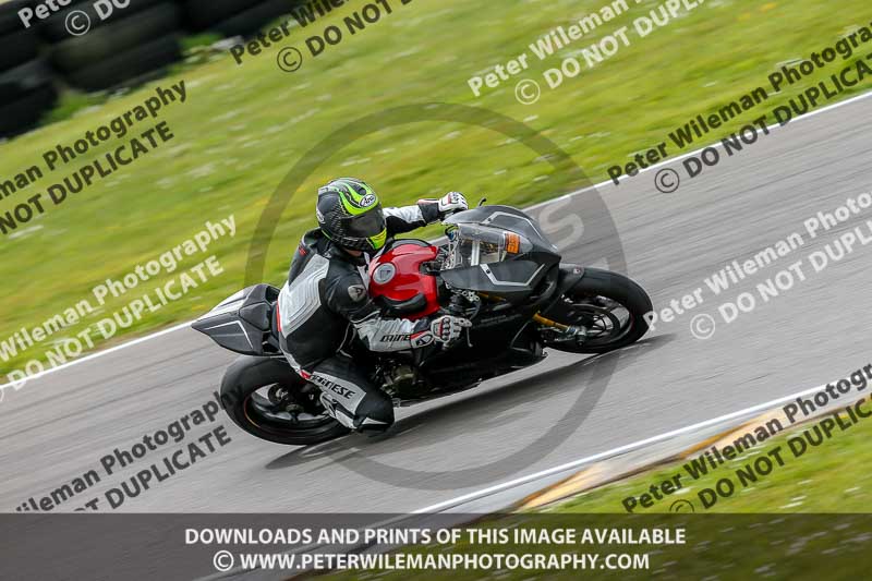 PJM Photography;anglesey no limits trackday;anglesey photographs;anglesey trackday photographs;enduro digital images;event digital images;eventdigitalimages;no limits trackdays;peter wileman photography;racing digital images;trac mon;trackday digital images;trackday photos;ty croes