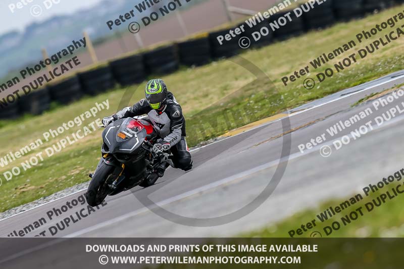 PJM Photography;anglesey no limits trackday;anglesey photographs;anglesey trackday photographs;enduro digital images;event digital images;eventdigitalimages;no limits trackdays;peter wileman photography;racing digital images;trac mon;trackday digital images;trackday photos;ty croes