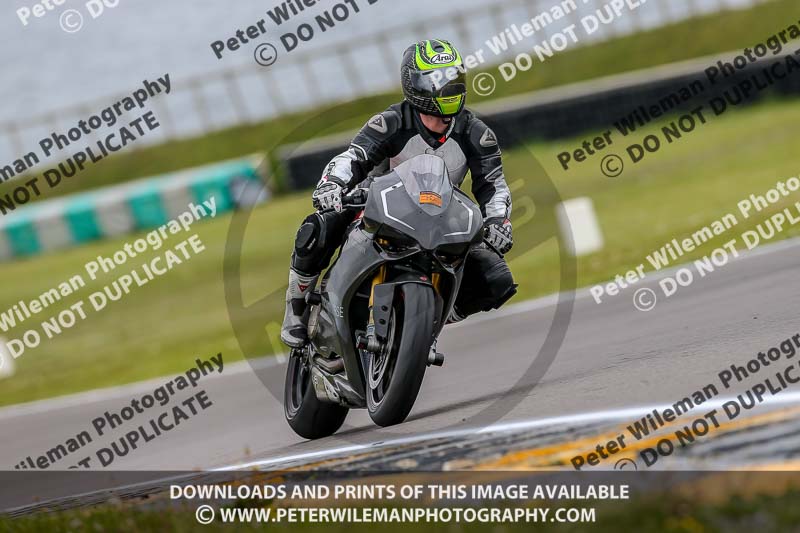 PJM Photography;anglesey no limits trackday;anglesey photographs;anglesey trackday photographs;enduro digital images;event digital images;eventdigitalimages;no limits trackdays;peter wileman photography;racing digital images;trac mon;trackday digital images;trackday photos;ty croes