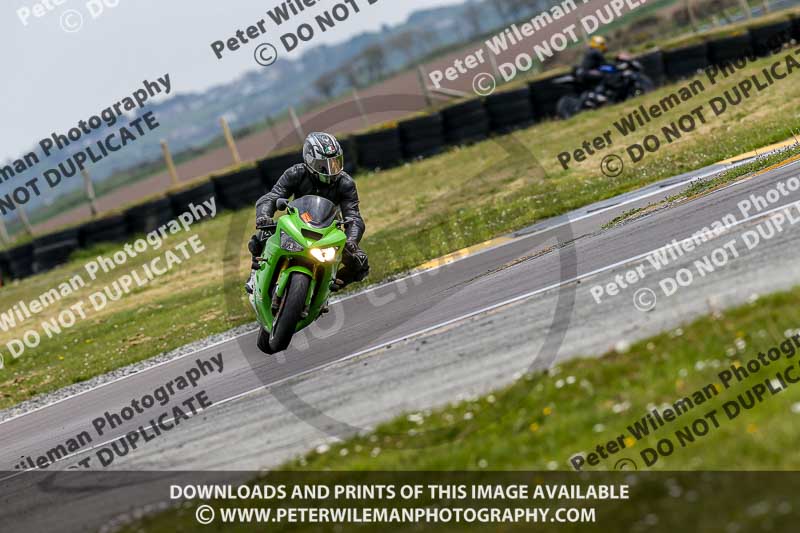 PJM Photography;anglesey no limits trackday;anglesey photographs;anglesey trackday photographs;enduro digital images;event digital images;eventdigitalimages;no limits trackdays;peter wileman photography;racing digital images;trac mon;trackday digital images;trackday photos;ty croes
