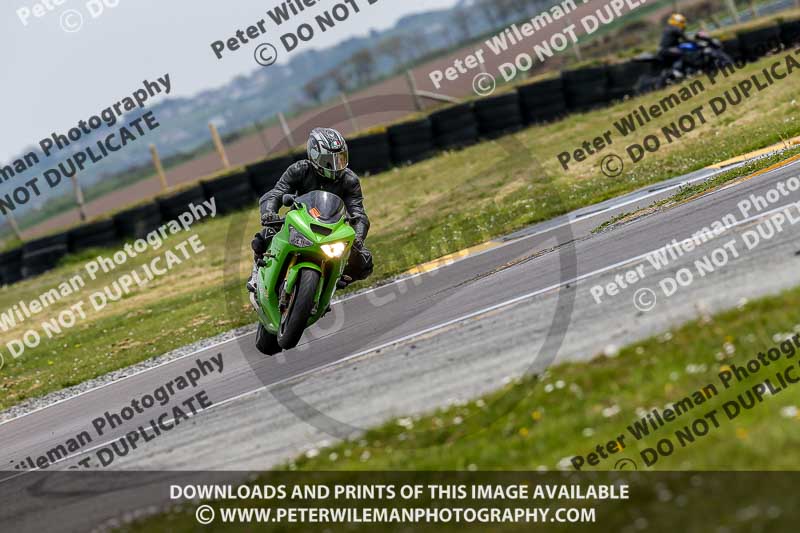 PJM Photography;anglesey no limits trackday;anglesey photographs;anglesey trackday photographs;enduro digital images;event digital images;eventdigitalimages;no limits trackdays;peter wileman photography;racing digital images;trac mon;trackday digital images;trackday photos;ty croes