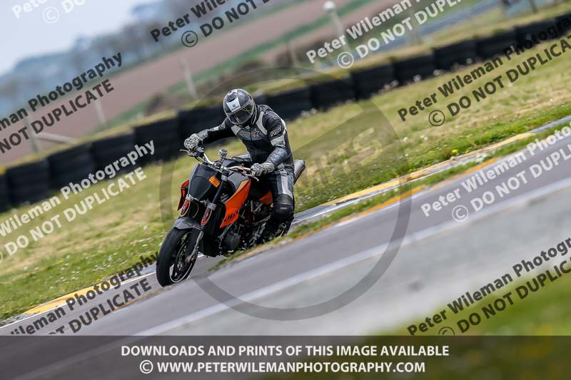 PJM Photography;anglesey no limits trackday;anglesey photographs;anglesey trackday photographs;enduro digital images;event digital images;eventdigitalimages;no limits trackdays;peter wileman photography;racing digital images;trac mon;trackday digital images;trackday photos;ty croes