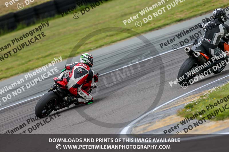 PJM Photography;anglesey no limits trackday;anglesey photographs;anglesey trackday photographs;enduro digital images;event digital images;eventdigitalimages;no limits trackdays;peter wileman photography;racing digital images;trac mon;trackday digital images;trackday photos;ty croes